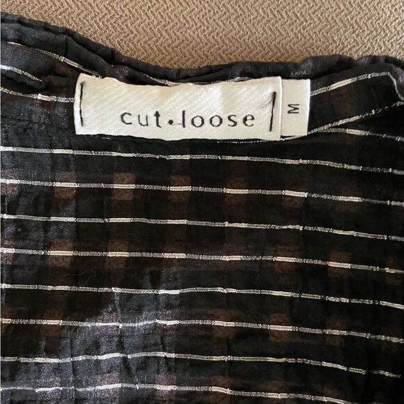 Cut Loose black & white long sleeve button up top blouse sheer sz M - Picture 4 of 9